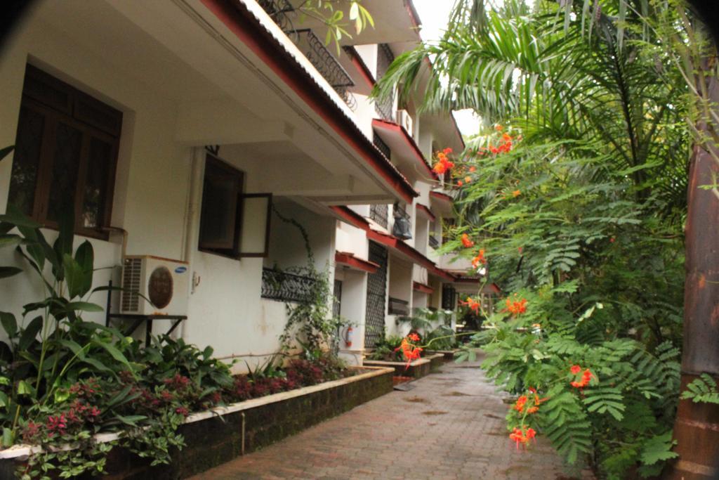 Diana Apartments Candolim Extérieur photo