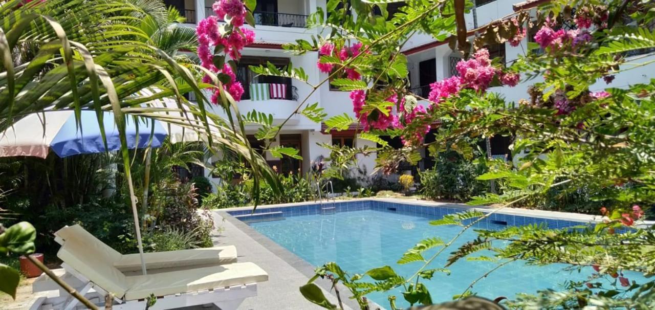 Diana Apartments Candolim Extérieur photo